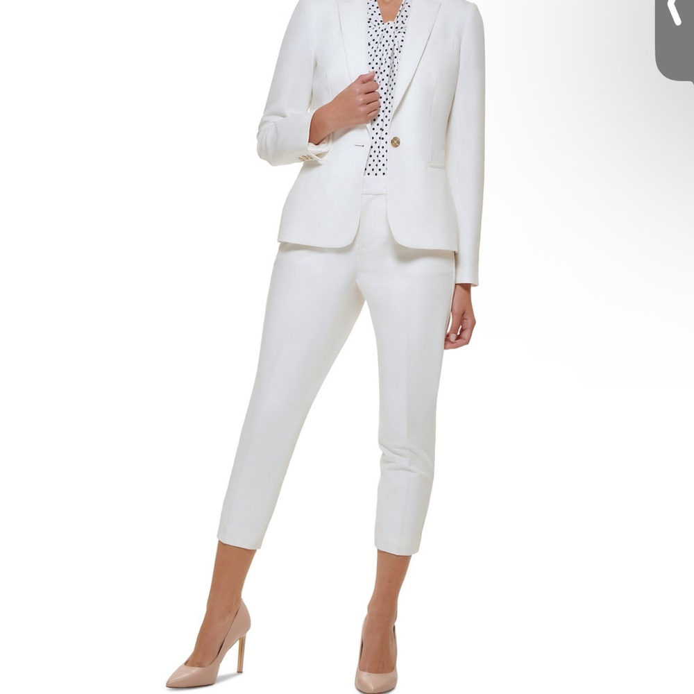 Tommy Hilfiger Women’s One-Button Blazer